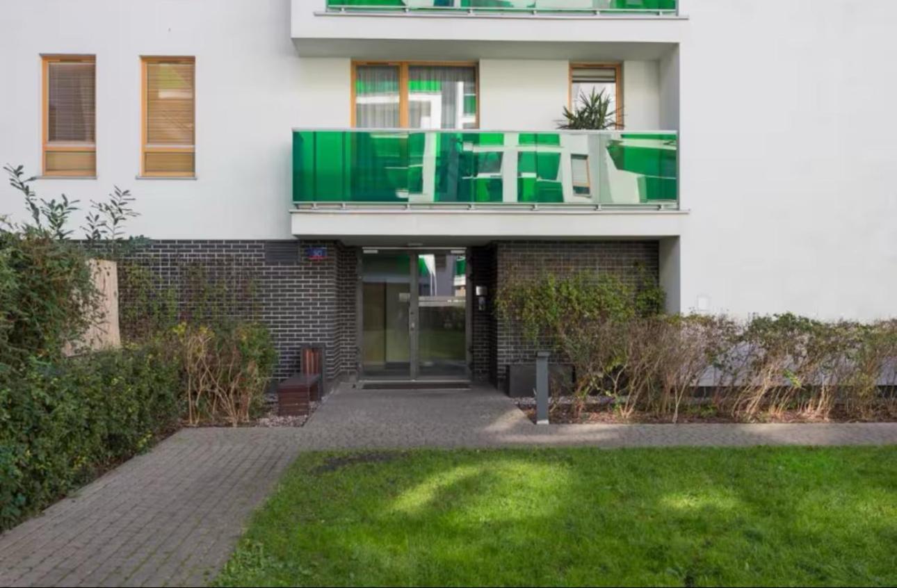 Shiraz Trio Apartament Warszawa Exteriör bild